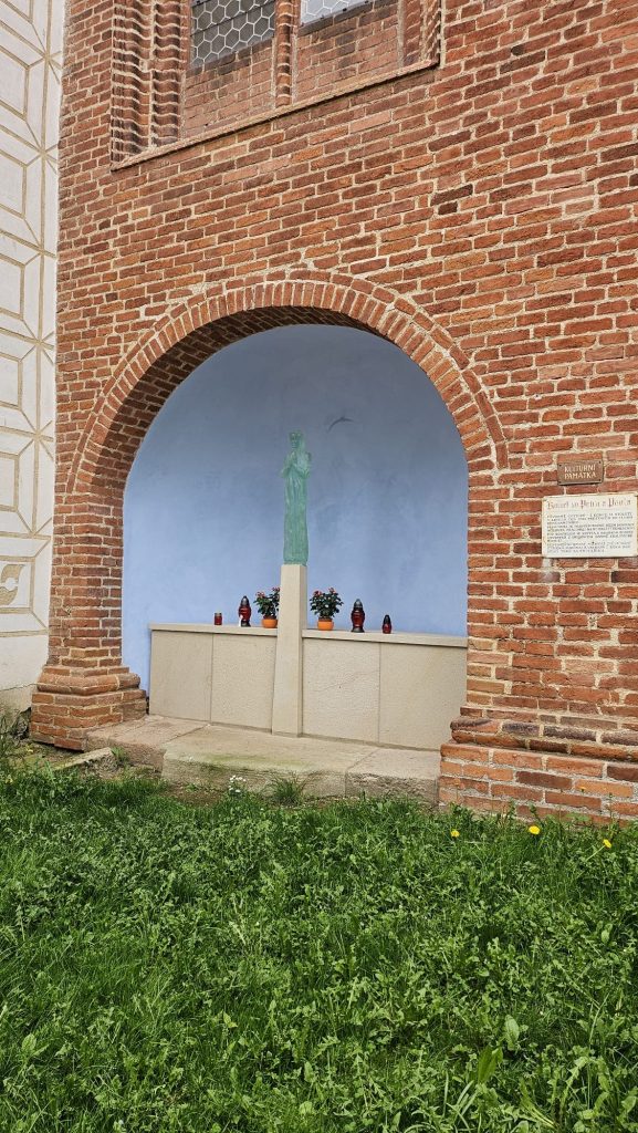 Madonka pro kostel v Karlovicích
